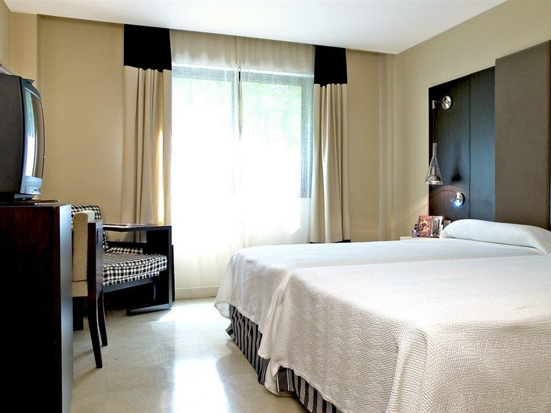 Nh Ciudad De Santander Hotel Eksteriør billede